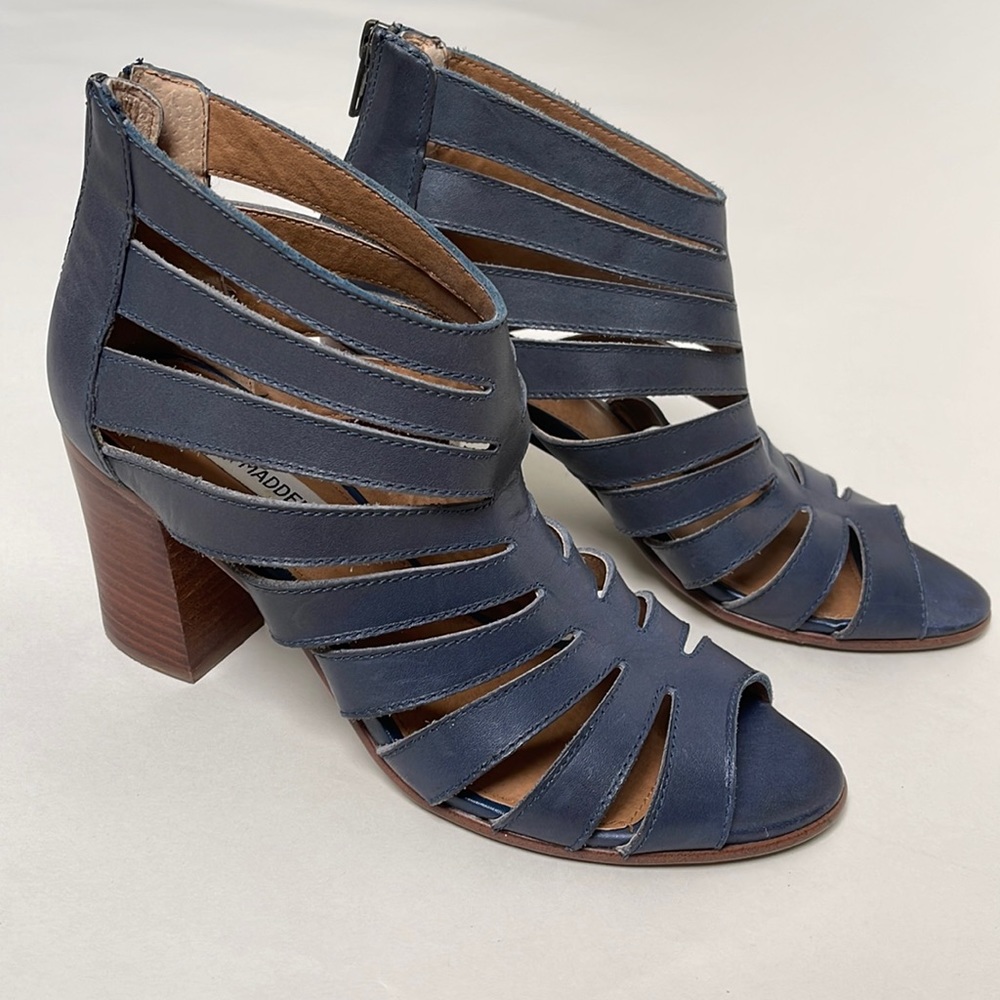 Steve Madden Vendetaa Cage Leather Peep Toe Block Heel - navy size 9B